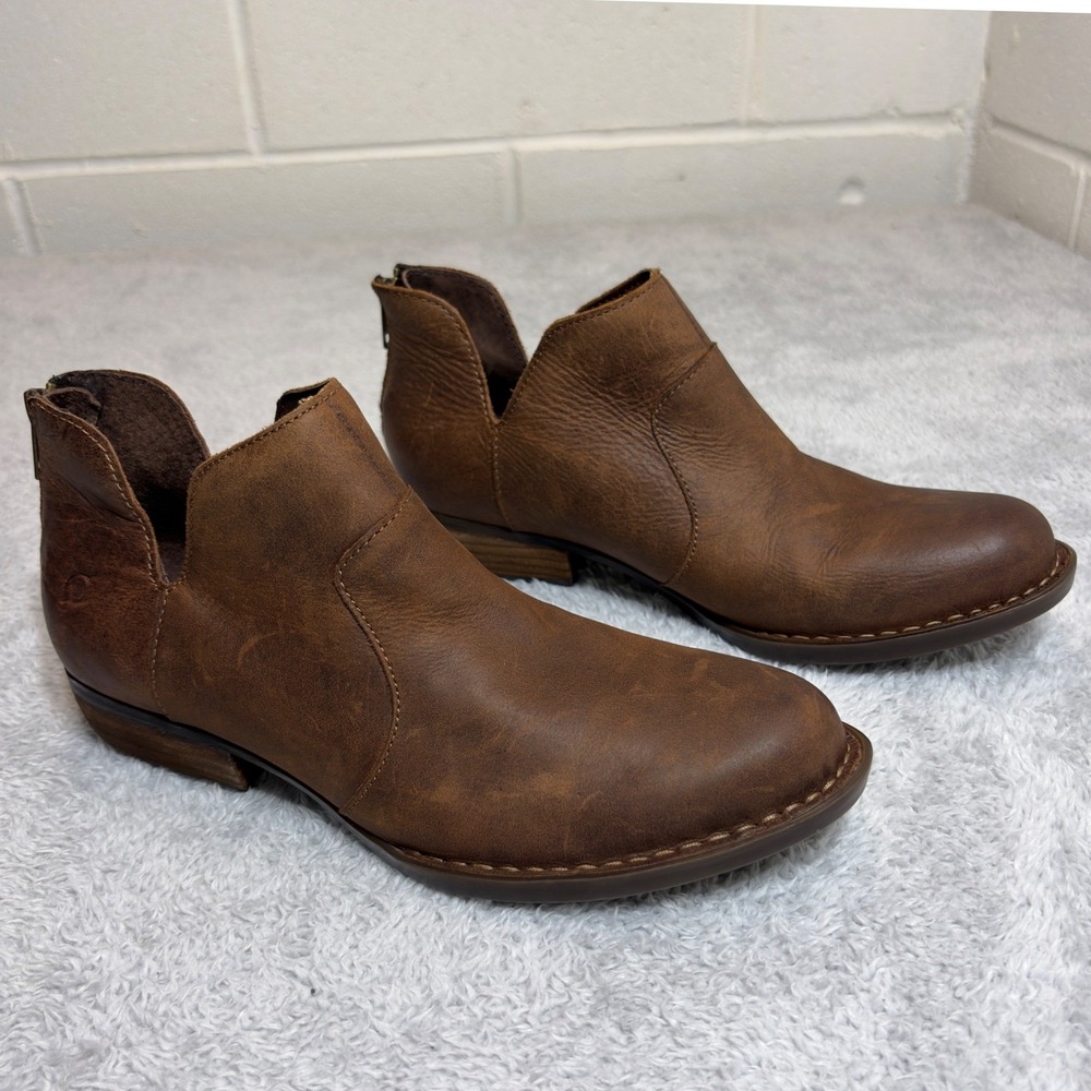 Born Kerri Ankle Boots Women 8.5M Brown Leather Distressed V-Cut Back Zip Bootie - Picture 2 of 8